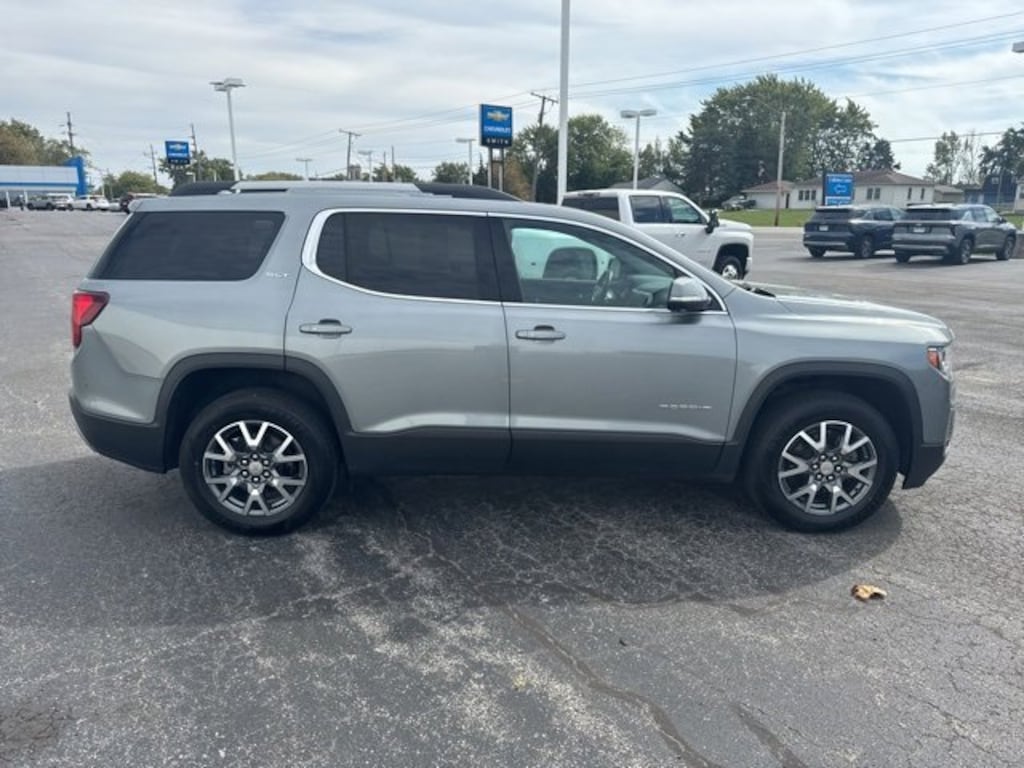 Used 2023 GMC Acadia SLT SUV