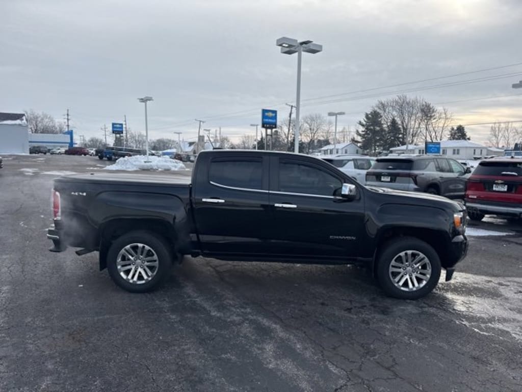 Used 2017 GMC Canyon 4WD SLT Truck
