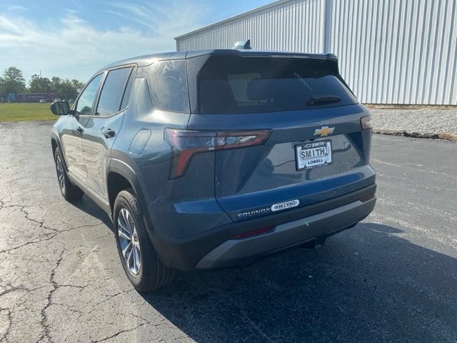 2027 Chevrolet Equinox LT - Photo 8