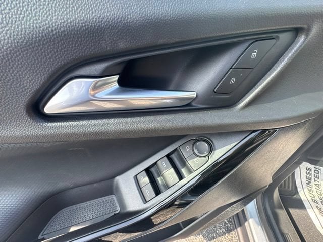 2027 Chevrolet Equinox LT - Photo 11