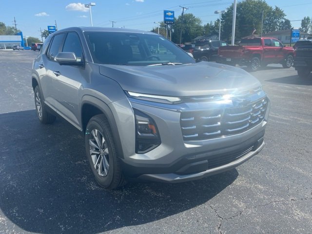2026 Chevrolet Equinox LT photo 4
