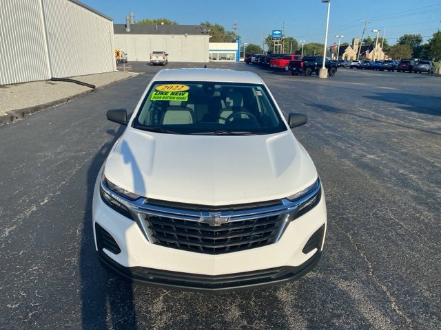 2022 Chevrolet Equinox LS photo 3