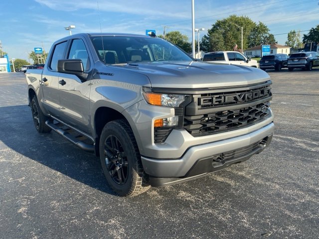 2026 Chevrolet Silverado 1500 Custom photo 4