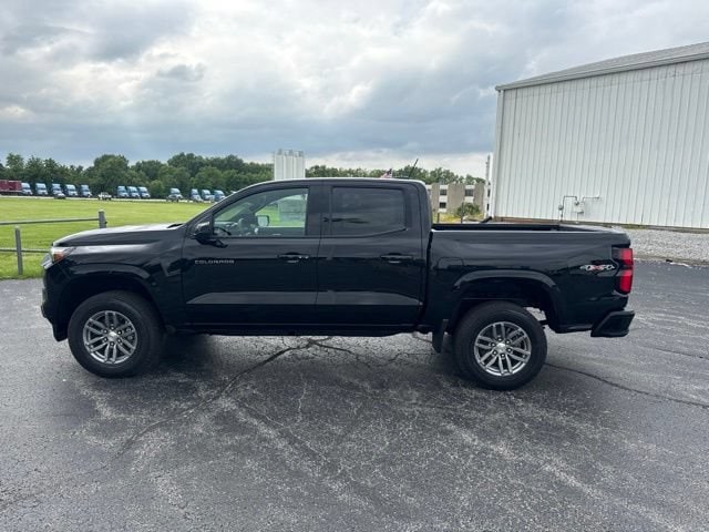 2026 Chevrolet Colorado LT - Photo 8