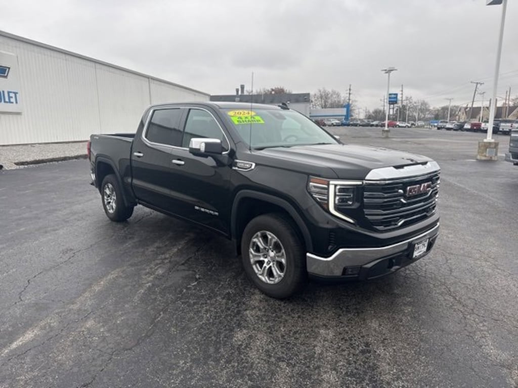 Used 2024 GMC Sierra 1500 SLT Truck