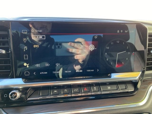 2024 GMC Sierra 1500 SLT - Photo 22