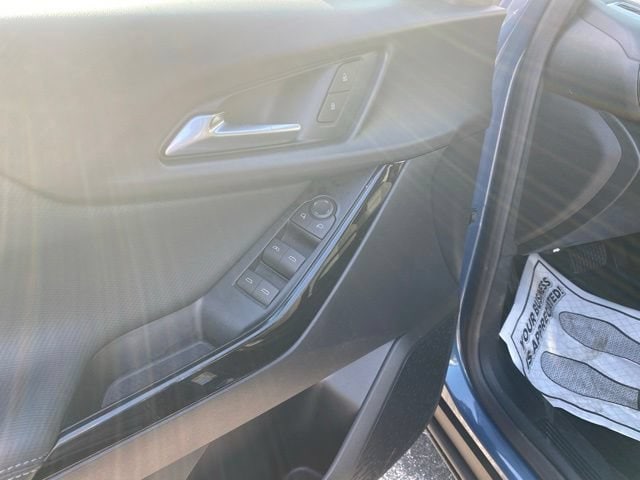 2027 Chevrolet Equinox LT - Photo 17