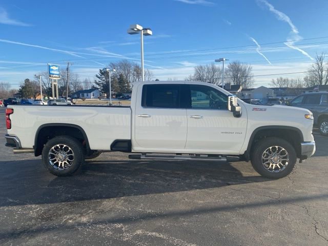 2026 Chevrolet Silverado 3500 HD LTZ - Photo 6