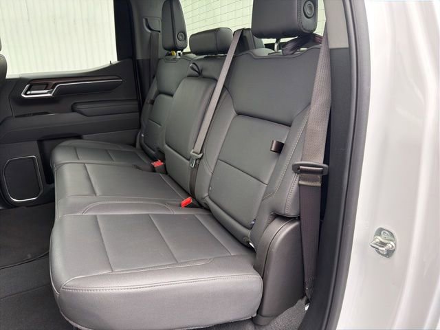 2025 GMC Sierra 1500 SLT - Photo 12
