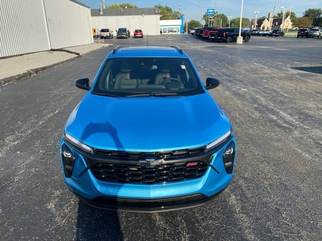2025 Chevrolet Trax photo 3