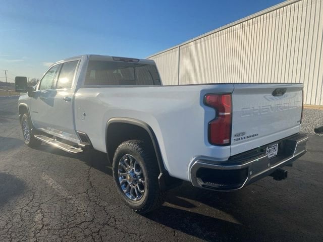 2026 Chevrolet Silverado 3500 HD LTZ - Photo 14