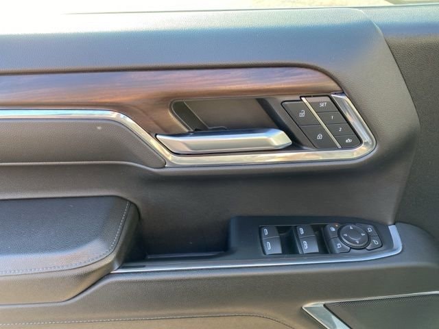 2024 GMC Sierra 1500 SLT - Photo 15