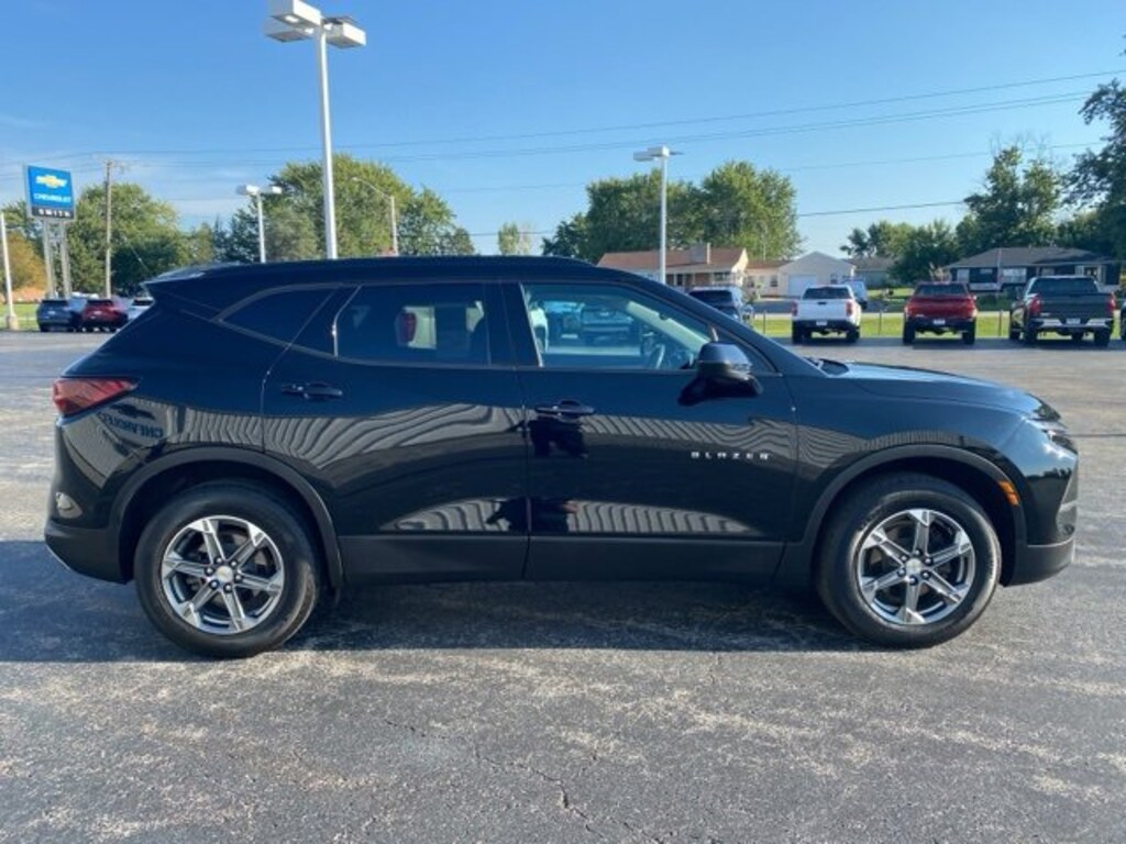 Used 2023 Chevrolet Blazer 2LT SUV