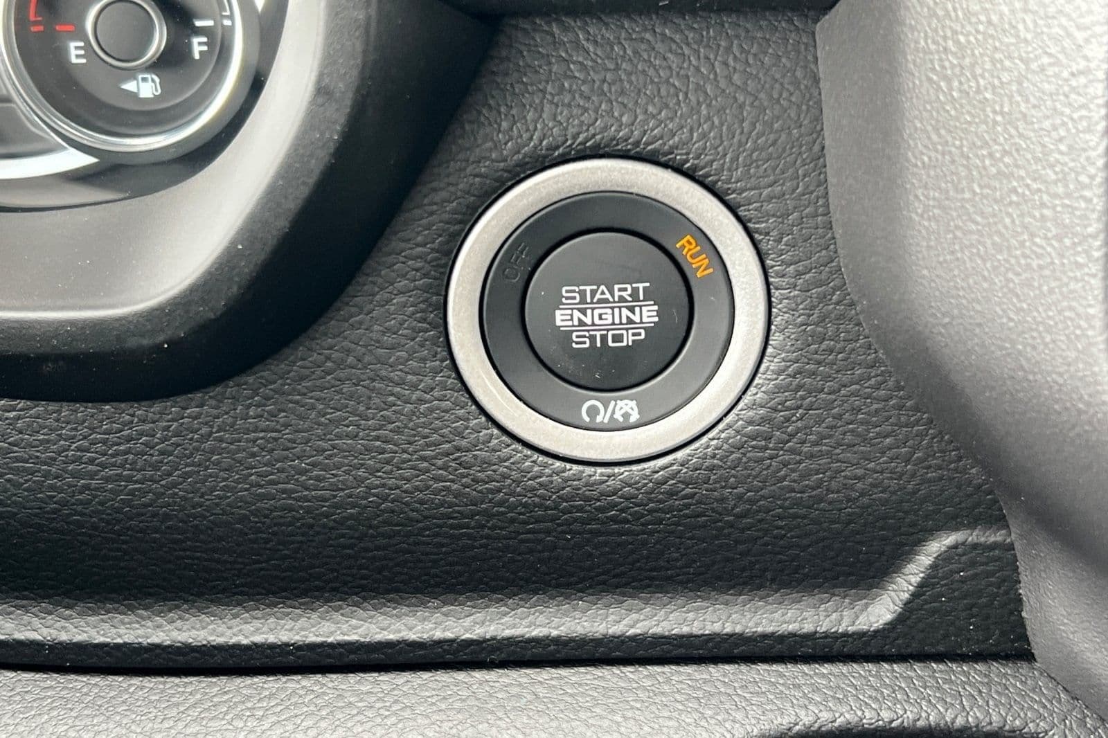 2025 RAM 1500 Laramie - Photo 23