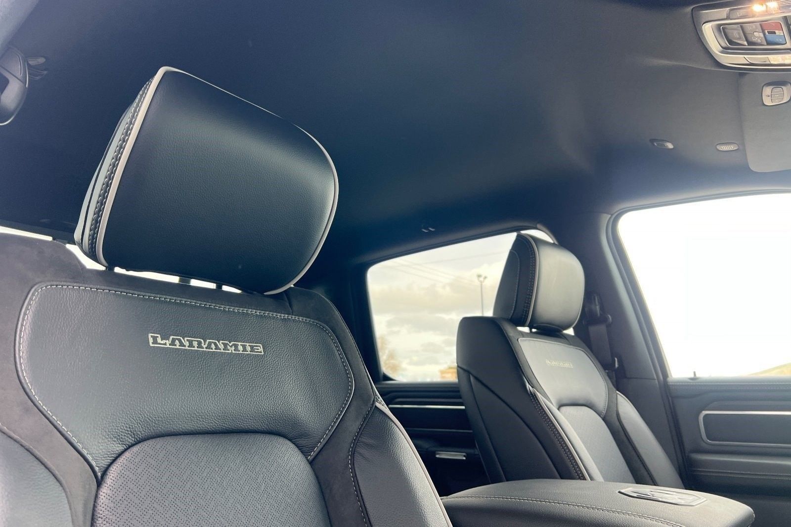 2025 RAM 1500 Laramie - Photo 18