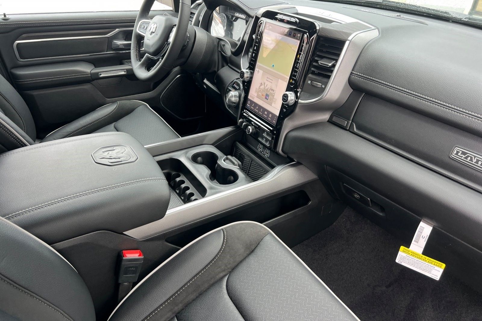 2025 RAM 1500 Laramie - Photo 16