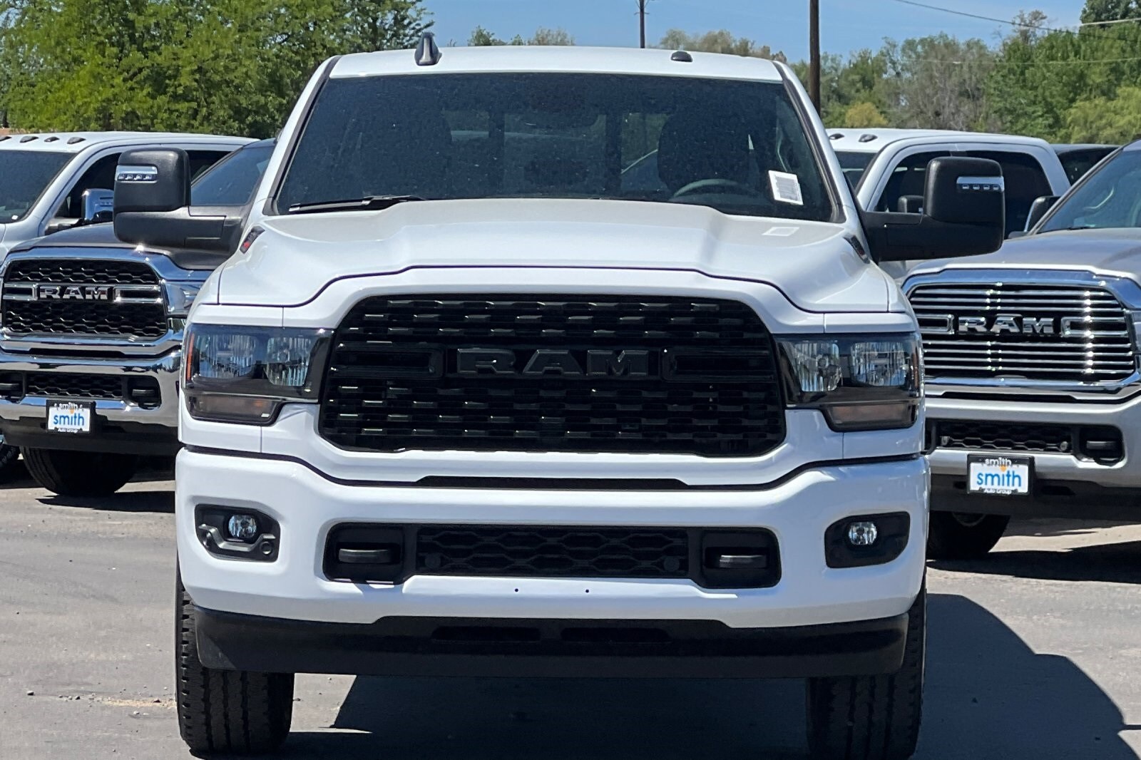 2024 Ram 2500 Big Horn photo 3