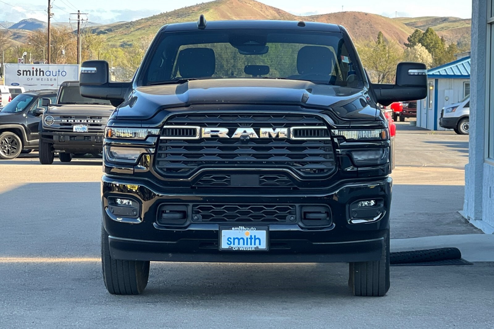 2025 Ram 3500 Big Horn photo 3