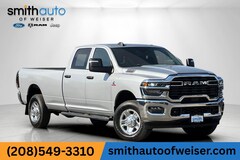 2026 Ram 3500 TRADESMAN CREW CAB 4X4 8' BOX Pickup