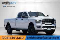 2026 Ram 2500 BLACK EXPRESS CREW CAB 4X4 8' BOX Pickup