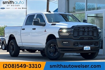 2025 Ram 3500 TRADESMAN CREW CAB 4X4 6'4 BOX Pickup