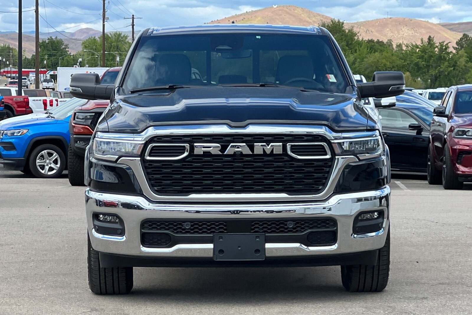 2025 Ram 1500 Big Horn photo 3