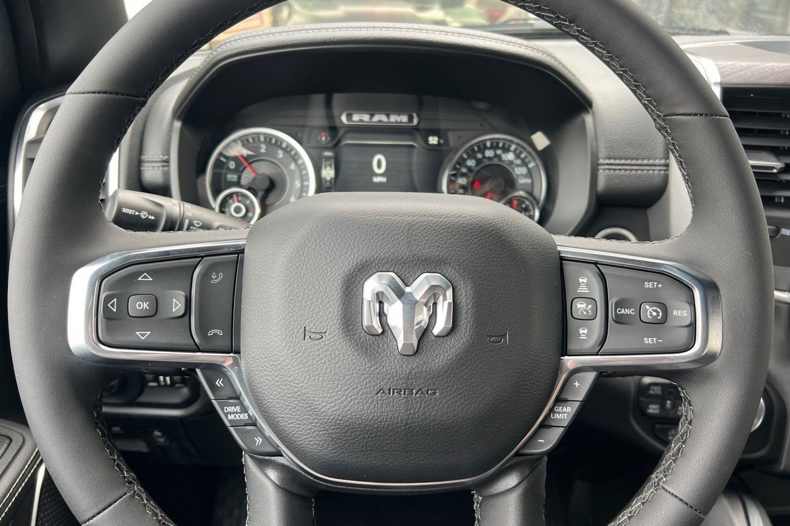 2025 RAM 1500 Laramie - Photo 25