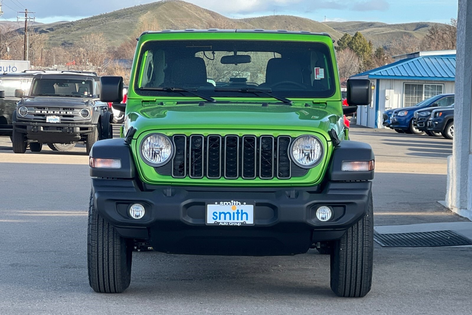 2025 Jeep Wrangler Sport photo 3