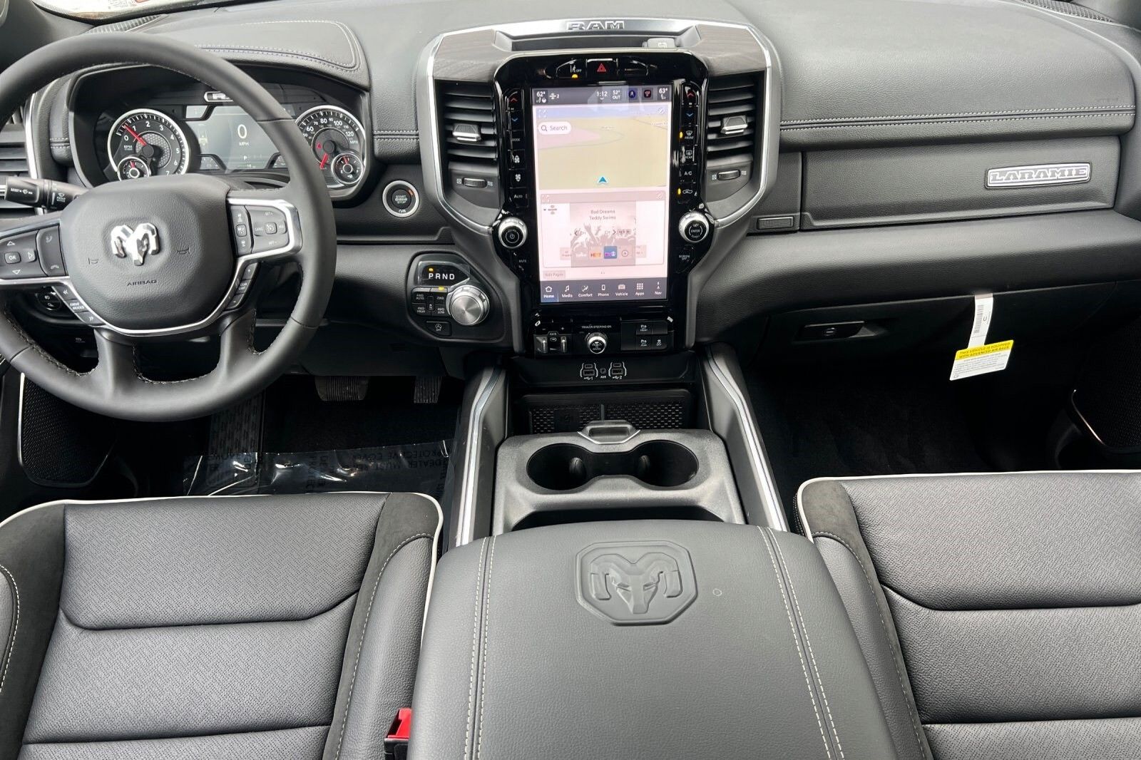 2025 RAM 1500 Laramie - Photo 14