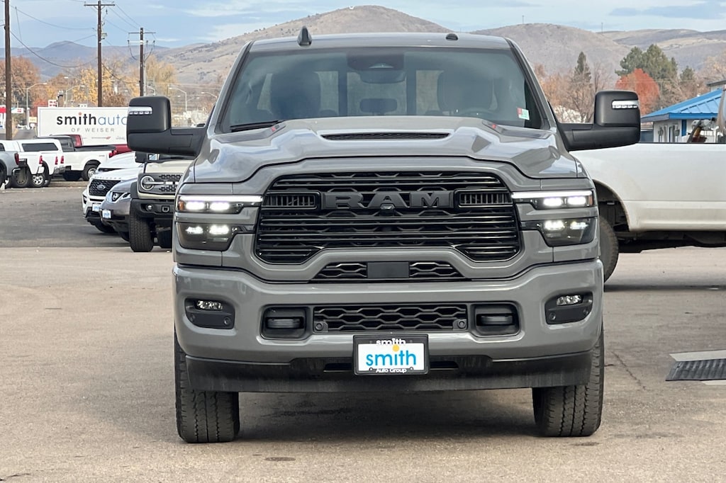 New 2026 Ram 2500 LARAMIE CREW CAB 4X4 6'4 BOX Pickup