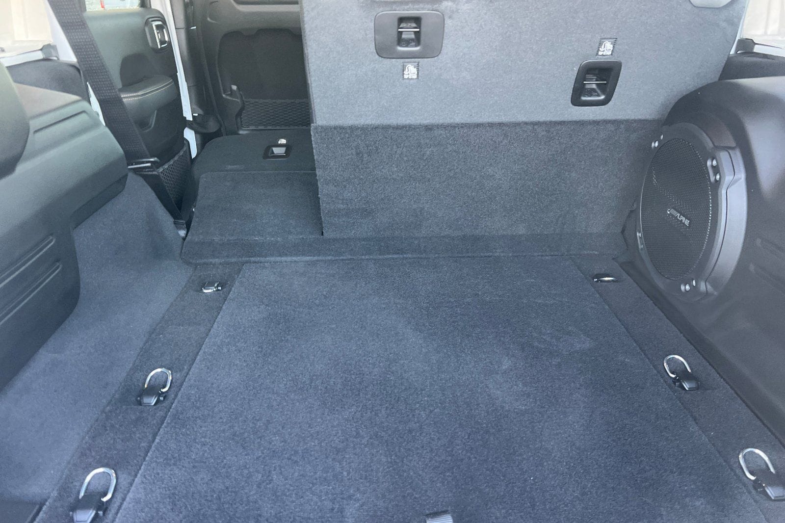 2026 Jeep Wrangler 4-Door Sahara - Photo 14