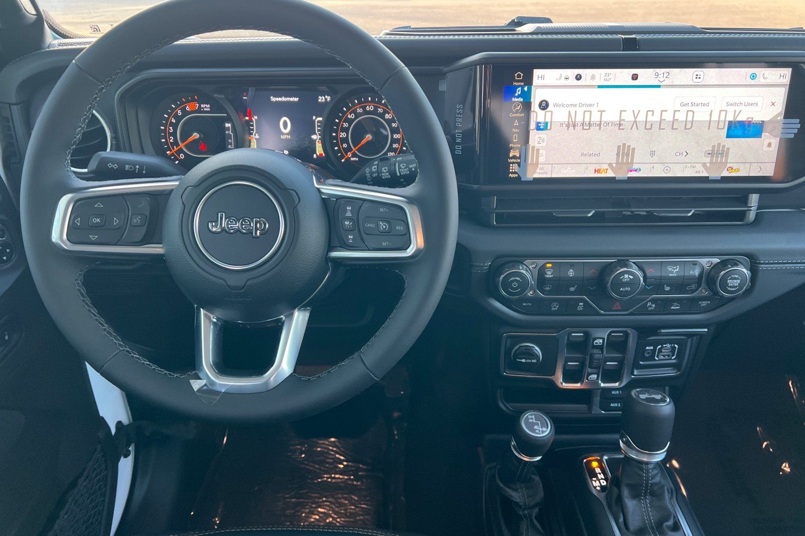 2026 Jeep Wrangler 4-Door Sahara - Photo 13