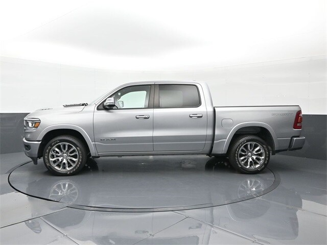 2022 Ram 1500 Laramie photo 2