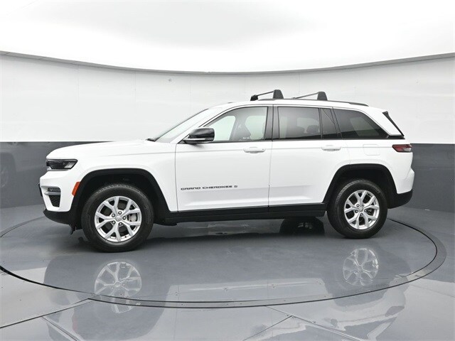 2023 Jeep Grand Cherokee Limited photo 2