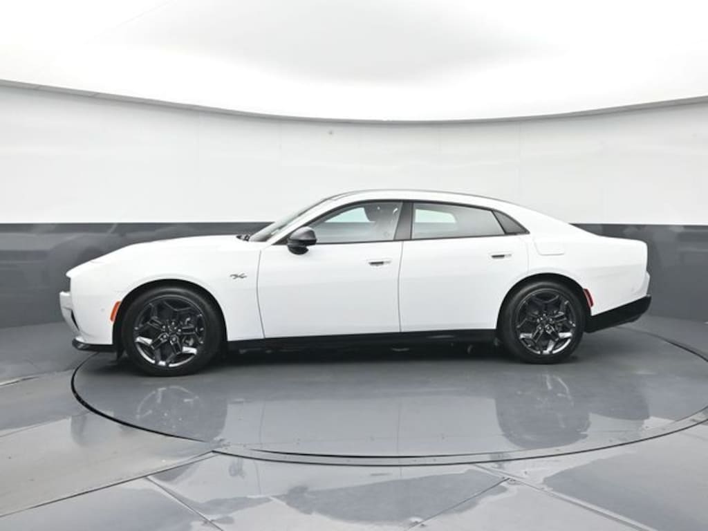 New 2026 Dodge Charger R/T PLUS 4-DOOR AWD Sedan