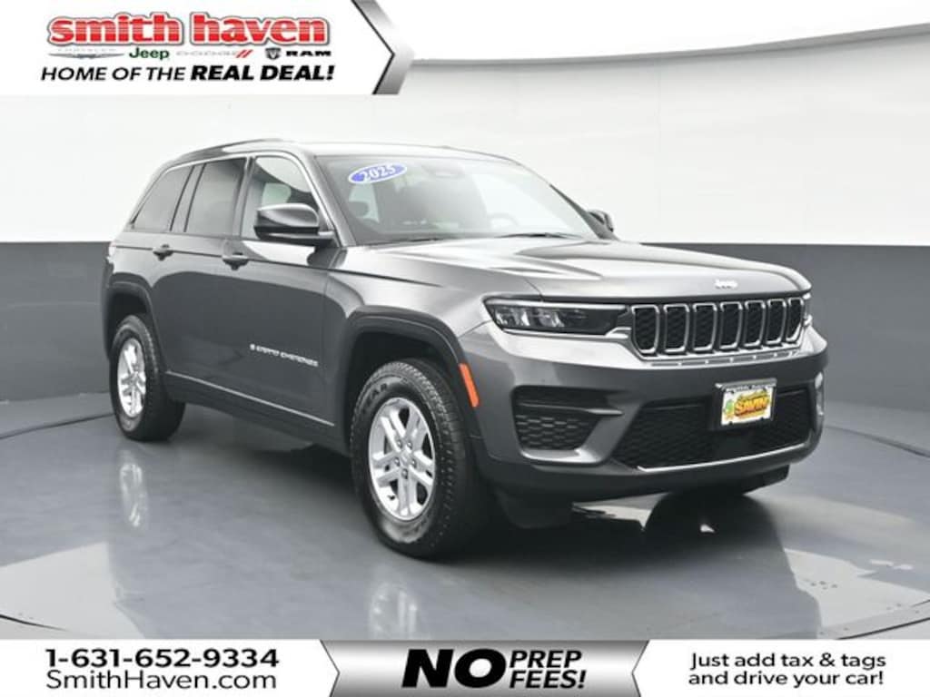Used 2025 Jeep Grand Cherokee Laredo SUV