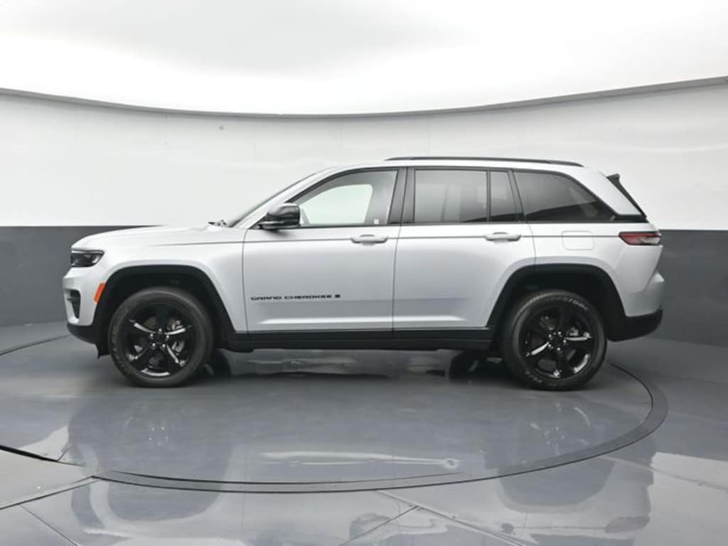 Certified 2023 Jeep Grand Cherokee Altitude X SUV