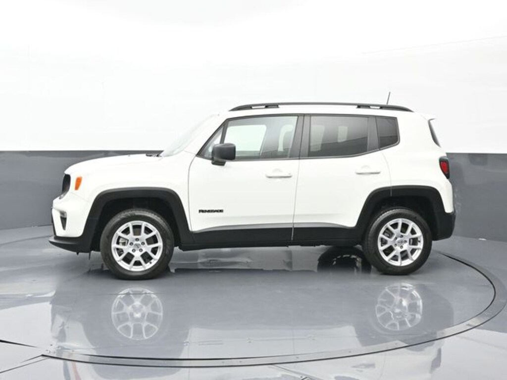 Used 2023 Jeep Renegade Latitude SUV