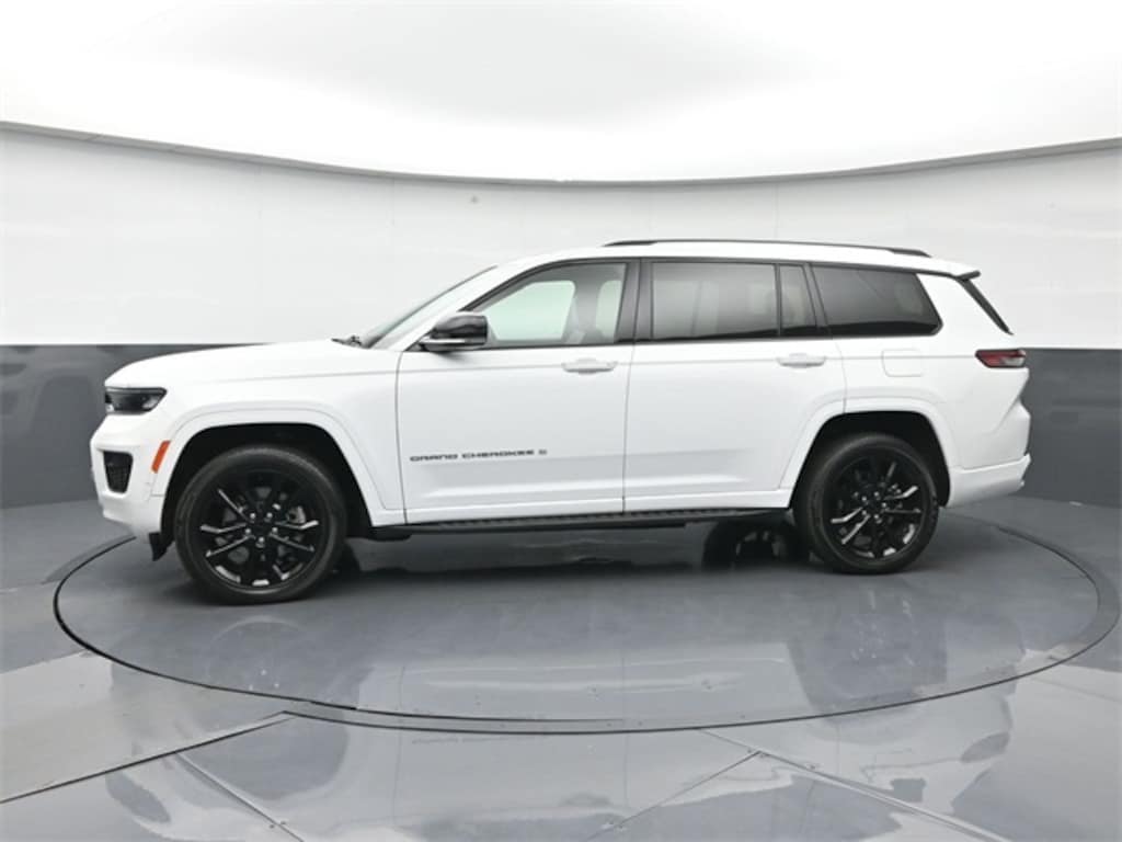 Certified 2022 Jeep Grand Cherokee L Overland SUV