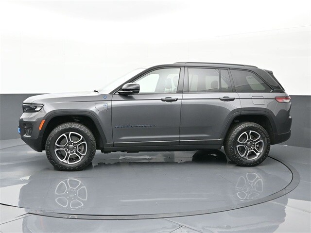 2023 Jeep Grand Cherokee Trailhawk 4xe photo 2