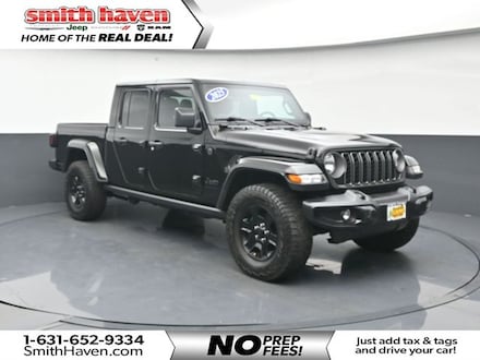 2025 Jeep Gladiator Nighthawk Truck