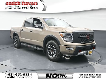 2023 Nissan Titan PRO-4X Truck