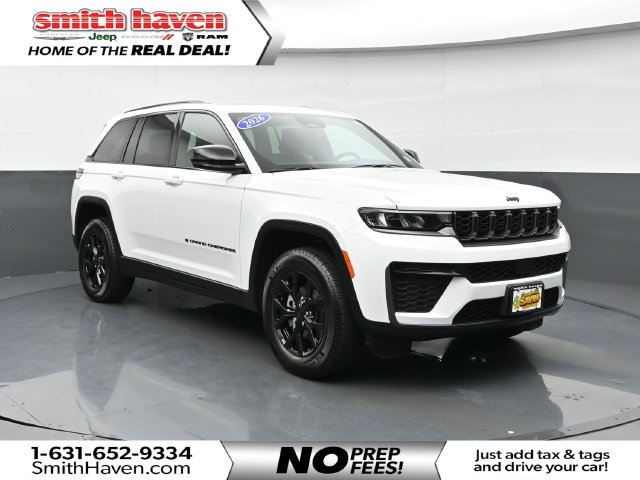 2026 Jeep Grand Cherokee Laredo