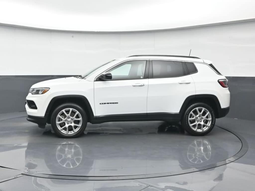Certified 2023 Jeep Compass Latitude Lux SUV