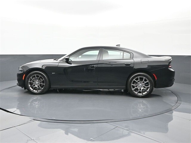 2018 Dodge Charger GT photo 2
