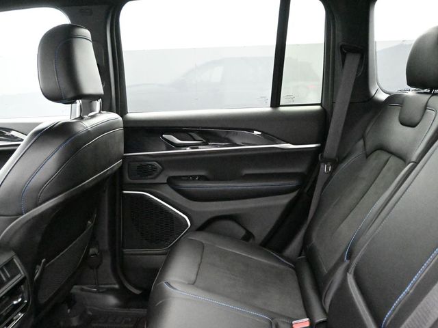 2023 Jeep Grand Cherokee Trailhawk 4xe - Photo 13