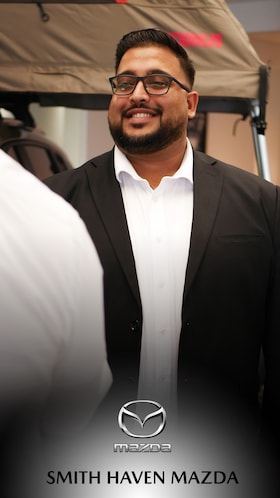 Staff member Hamza Shahid from c6953195009f