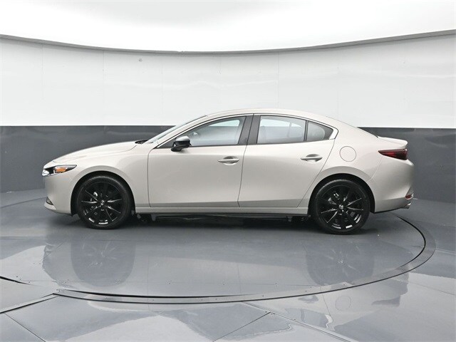 2025 Mazda Mazda3 2.5 Select Sport Sedan photo 2
