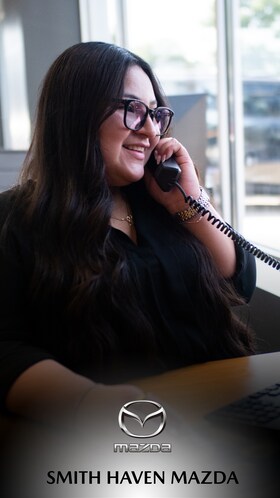 Staff member Litzy Parada from e82071a2cc55