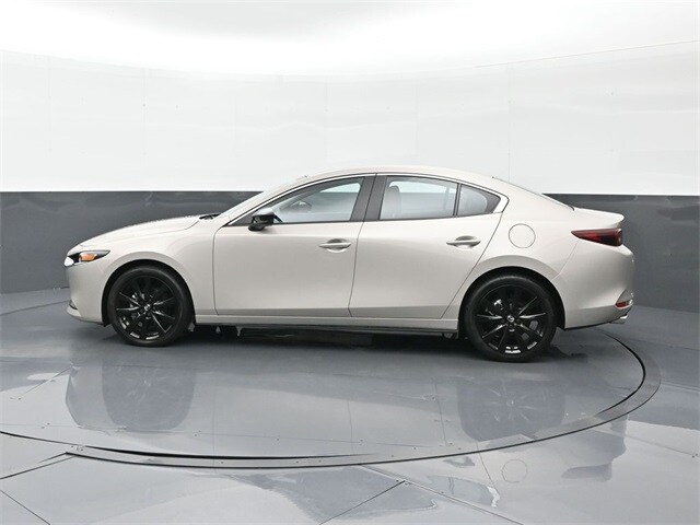 2025 Mazda Mazda3 2.5 Select Sport Sedan photo 2